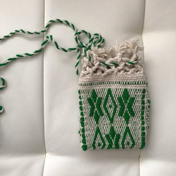 Handmade Knitted Mexican Mini Small Crossbody Bag - Picture 5 of 8